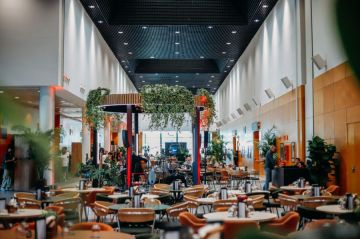 Descubre Traction Club y Traction Terrace en Madring.</br>Disfruta de la Fórmula 1 en un entorno exclusivo.</br>Una experiencia premium para vivir el Gran Premio