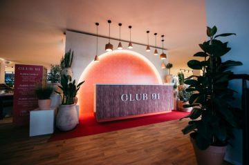 Accede al exclusivo VIP Club 91 de Madring.</br>Siente la emoción de los monoplazas en plena recta.</br>Vive la Fórmula 1 con estilo