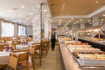 Formula 1 Hotel 2-3 estrellas <br />Costa Barcelona-Maresme, <br />Formula 1 Montmelo