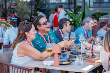 Disfruta del Gran Premio desde el VIP Club 91.</br>Un espacio VIP exclusivo en la recta de Madring.</br>La mejor combinación de emoción y exclusividad