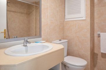 Hotel Htop Olympic <br />Calella, Costa Barcelona-Maresme, <br />F1 España