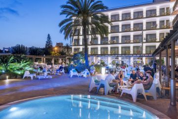 Hotel 4 estrellas F1 Barcelona <br /> en la Costa Barcelona-Maresme, <br /> Gran Premio de España de Formula 1