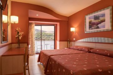 Hoteles Htop 4* <br />Costa Barcelona-Maresme, <br />Formula 1 Montmelo
