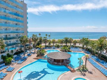 Hotel 4 estrellas <br /> Barcelona F1
